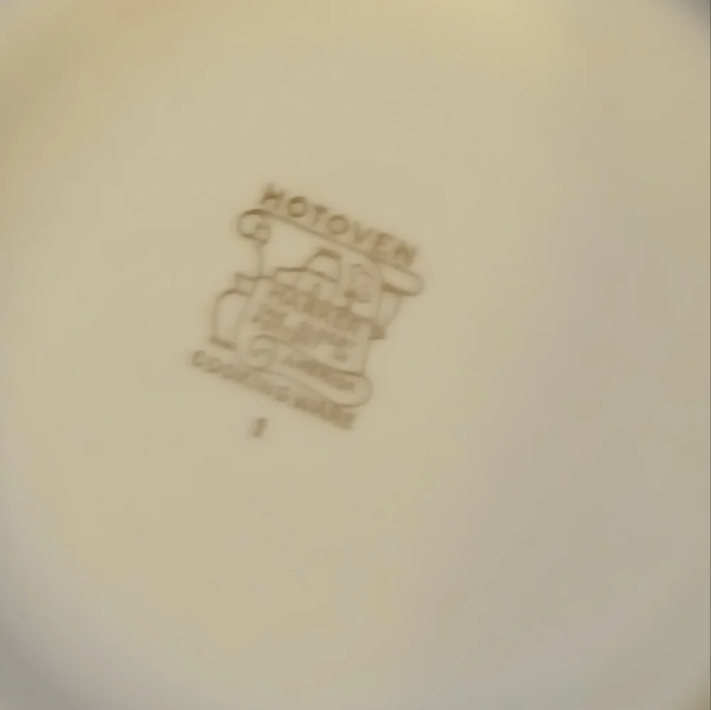 Harker Hotoven Vintage Green Ivy Bowl
